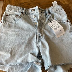 Brand new with tags Zara jean shorts